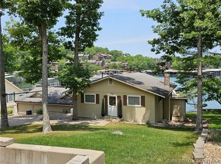 1800 Yacht Club Dr, Osage Beach, MO 65065