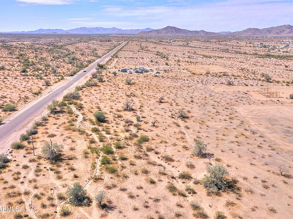 5th image of 54802 W BARNES Road #-