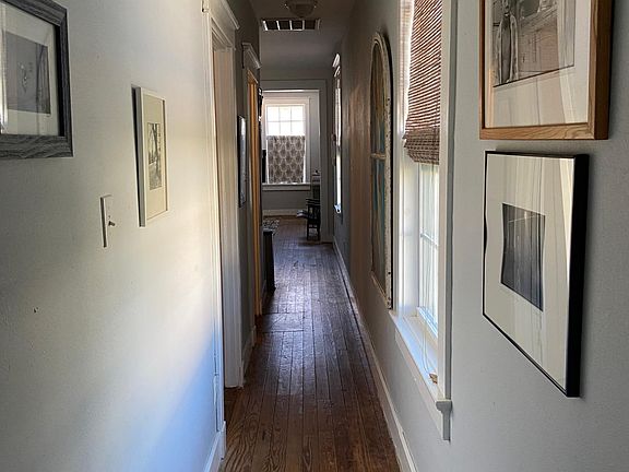 5th image of 1405 Pauline St