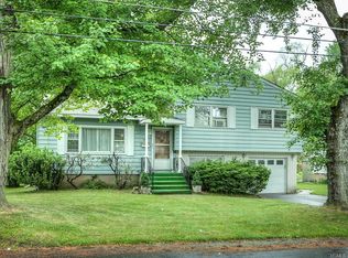 52 Fairlawn Ave, Middletown, NY 10940