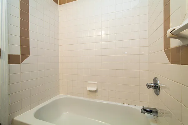 Rented by Century 21 American Homes | media 21