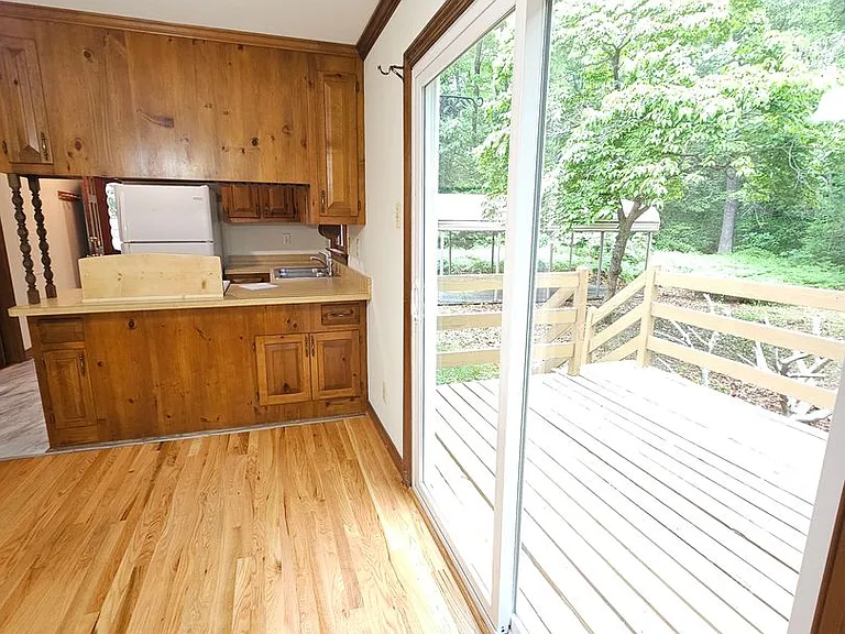 7361 Kalark Ct — Photo 5