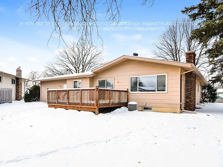 7818 Hampshire Cir N — Photo 17