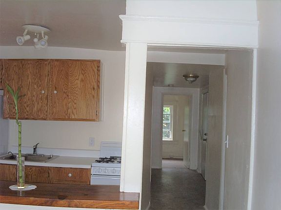 5th image of 288 Washington Avenue Ext
