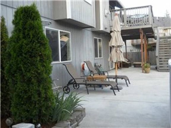 5th image of 5526 208th Street Ct E