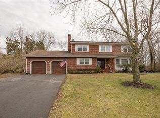 10 Redwood Rd, North Brunswick, NJ 08902