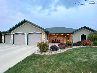 240 S Circle Dr, Huron, SD, 57350