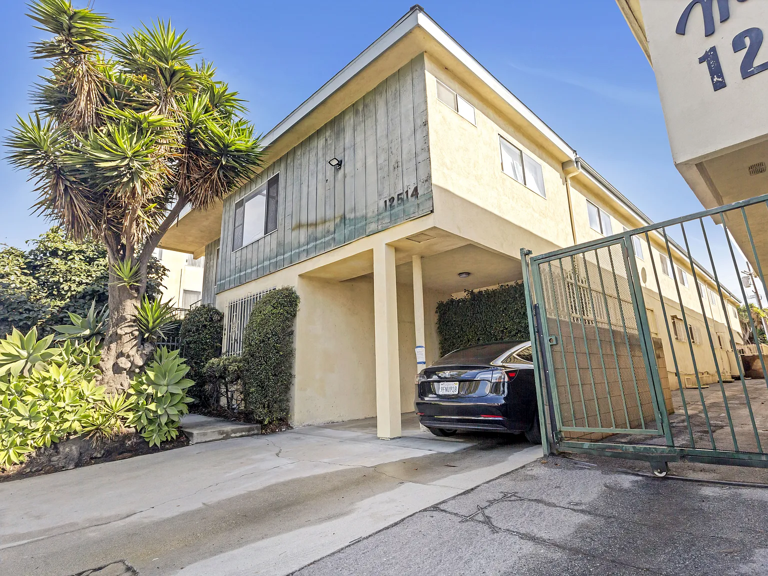 1 bed, 550 sqft, $2,150 — Photo 3