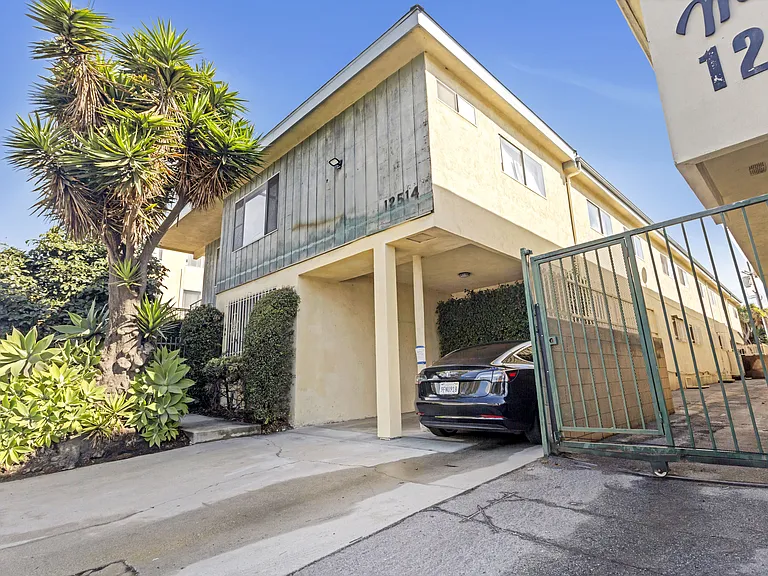 12514 Culver Blvd #6 — Photo 5
