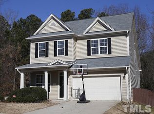 1325 Dairy Glen Dr, Fuquay Varina, NC 27526