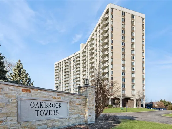 40 N Tower Rd APT 8F, Oak Brook, IL 60523