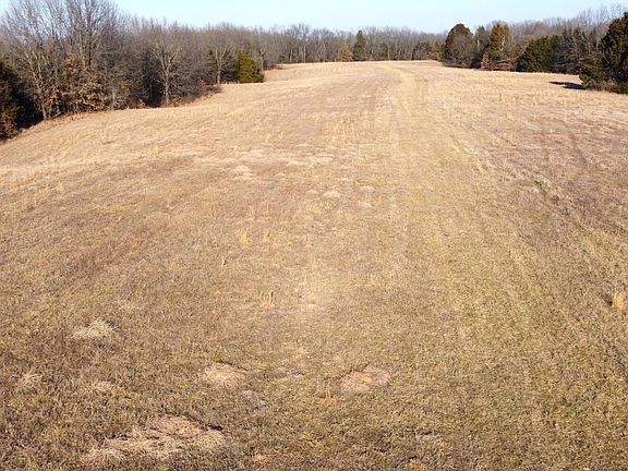 3rd image of 3302 Richland Heights Rd