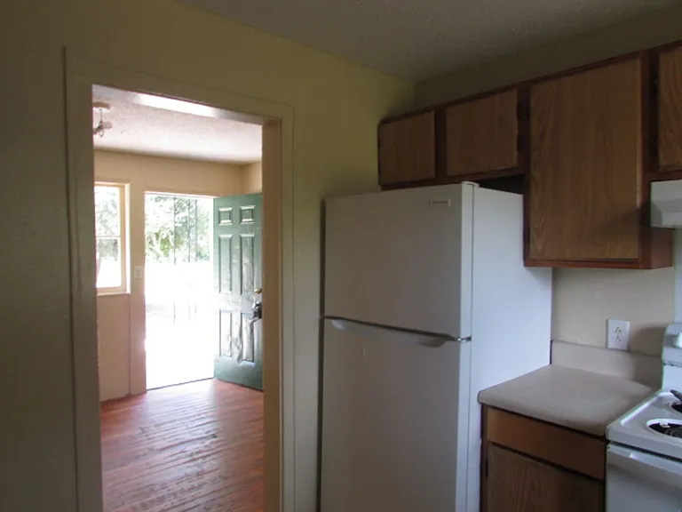 123 Dixie Dr — Photo 6