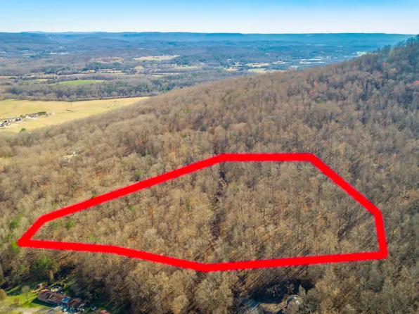 970 Water Fall Rd, Sequatchie, TN 37374