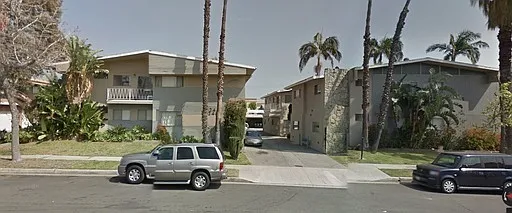 7238 - 7246 N Lotus Ave — Photo 1