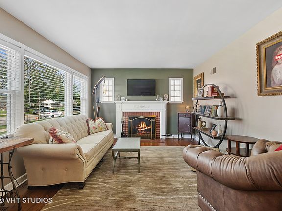 4th image of 5045 Crain St
