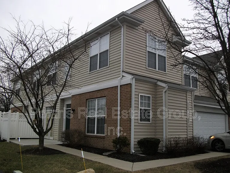 2215 Colfax Ln — Photo 3