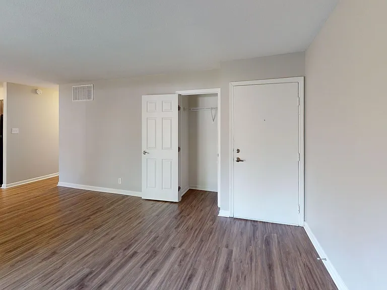 Park Place Apartments — Photo 22