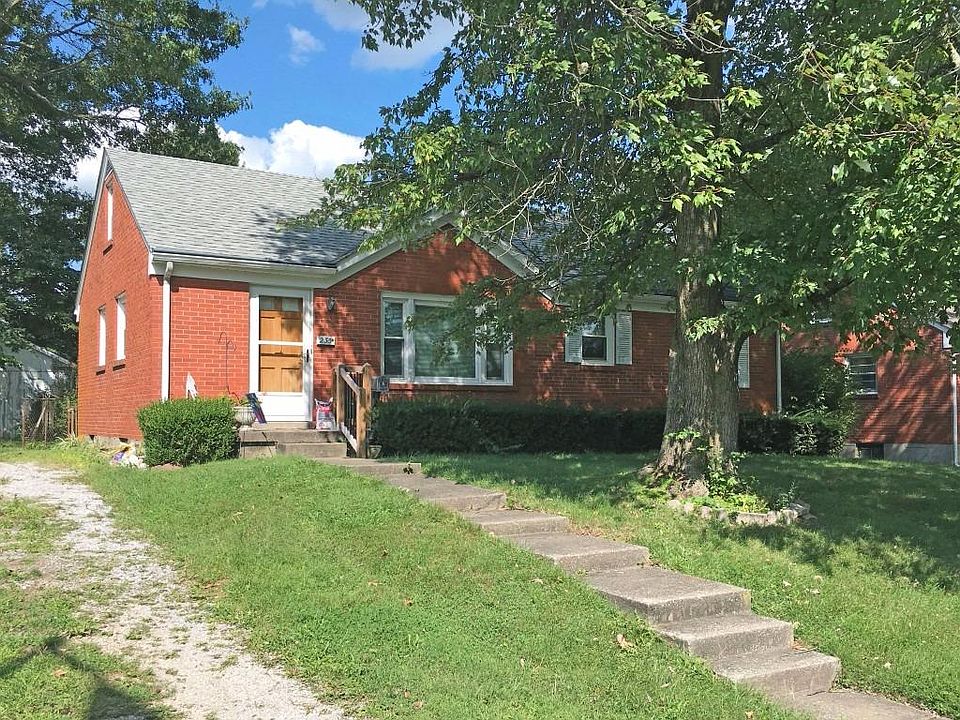 1st image of 235 E Lowry Ln