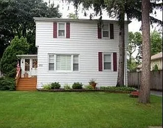 332 S Grace St photo 1