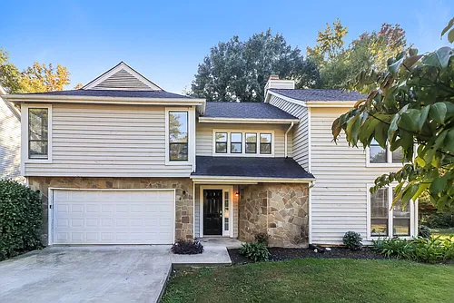 20 Briar Gate Ln Photo 1
