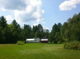 708 Barlow Rd, Gloversville, NY 12078