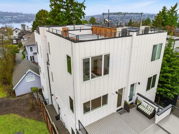 2337 10th Ave E #D, Seattle, WA 98102