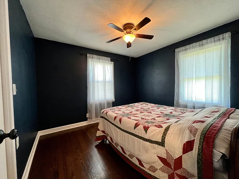 224 N Prince Ln — Photo 16