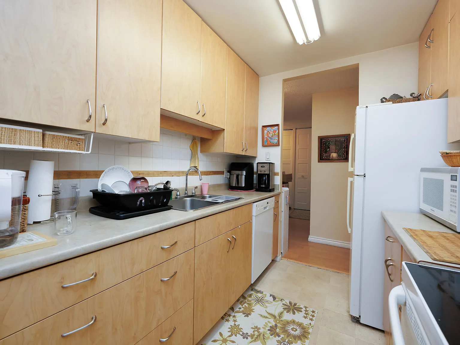 2 bed, 1.5 bath, 945 sqft, $2,795 — Photo 4