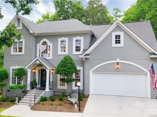 7050 Mariners Ct, Tega Cay, SC 29708