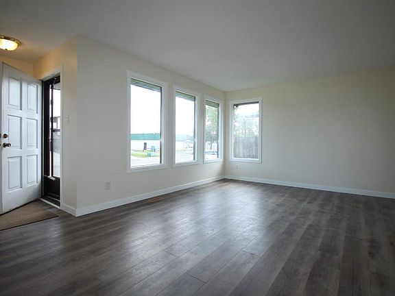 5th image of 8703 27th Ave NW
