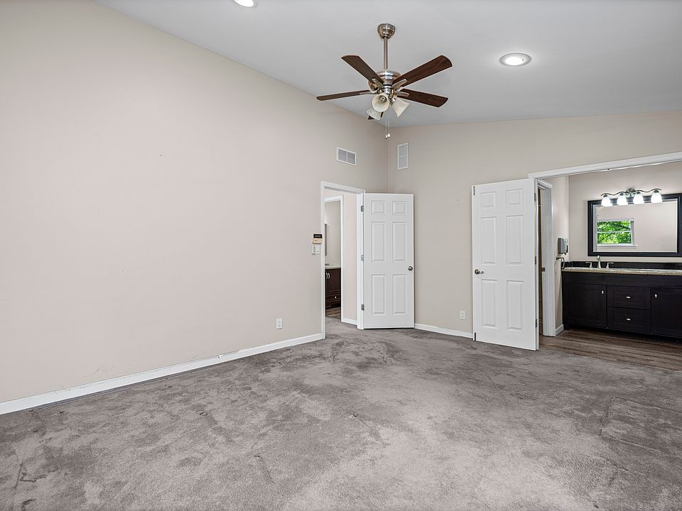 5666 Drake Hollow Dr E, photo 24