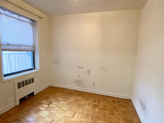 3rd image of 16 N Broadway APT 3O