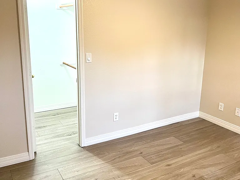 6885 E Cochise Rd — Photo 9