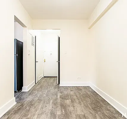 132-61 Sanford Ave #4C — Photo 9