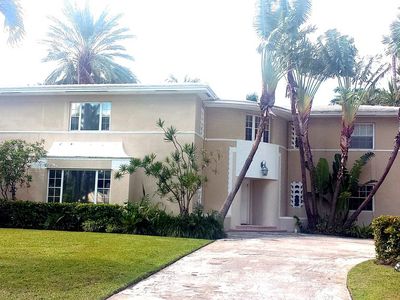 2560 Sunset Dr, Miami Beach, FL, 33140