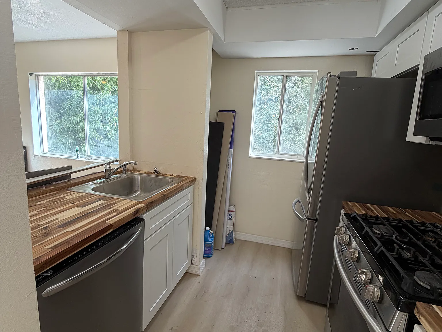 2 bed, 823 sqft, $1,150 — Photo 2