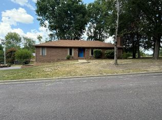 300 S Cedarbrook Drive, Monett, MO 65708