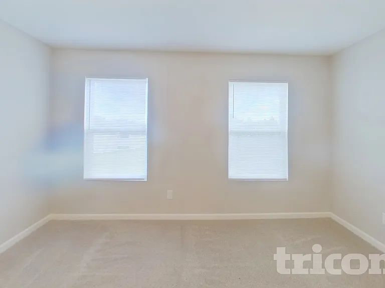 4201 Broadstairs Dr — Photo 7