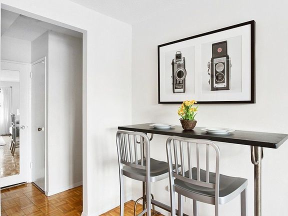 4th image of 1471 3rd Ave #9A