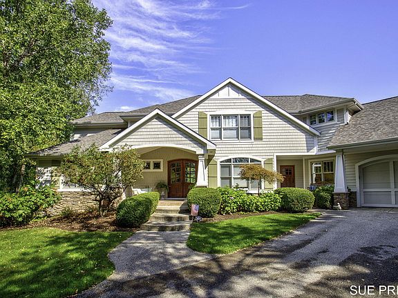2nd image of 6659 Avonlea Ct SE