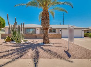 10433 W Caron Dr, Sun City, AZ 85351
