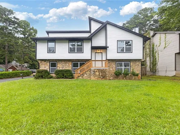 1455 Woodington Cir, Lawrenceville, GA 30044
