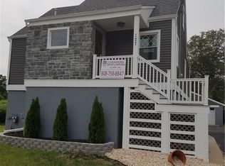 127 Macarthur Ave, Sayreville, NJ 08872