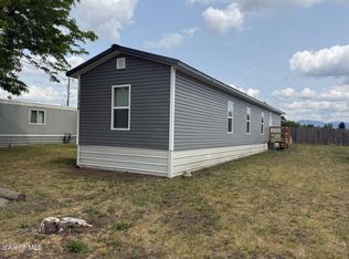 10734 N Benoit St, Hayden Lake, ID 83835