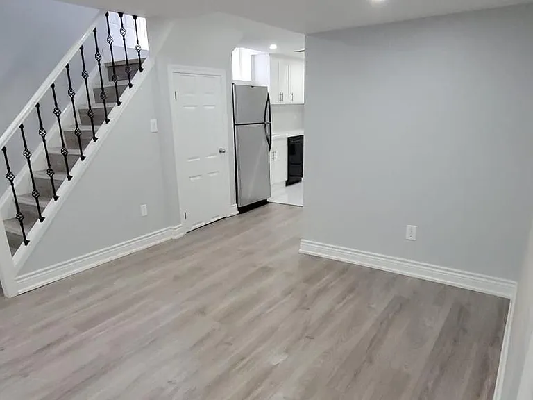 1668 Portland Ct — Photo 1
