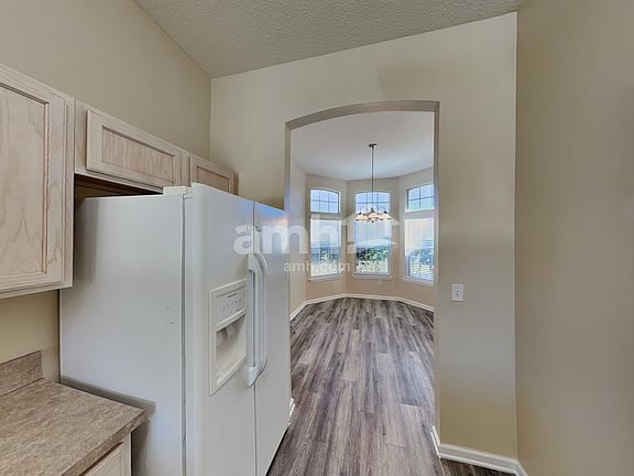 3rd image of 1210 Ardmore St