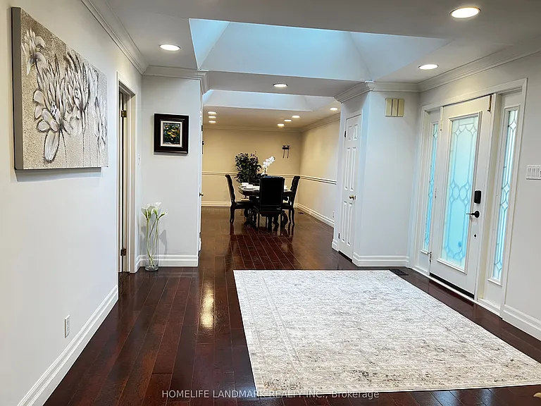 2301 Bennington Gate — Photo 1