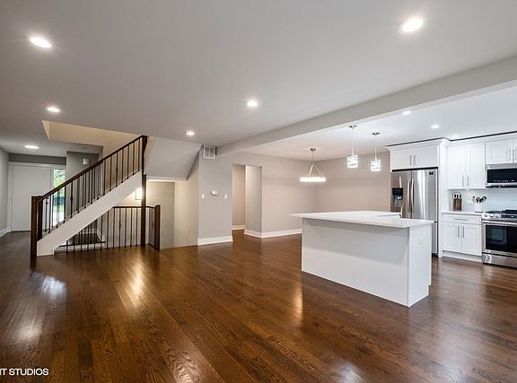 2nd image of 1736 Wildberry Dr Unit A