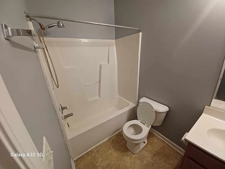 108 Adlett Ln — Photo 55